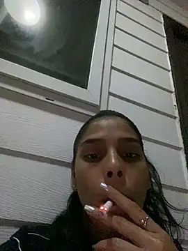 Snapshot of Saray_queen1 chatting on 07/02/26, 12:10 Saray queen1 online show from 07/02/26, 12:10