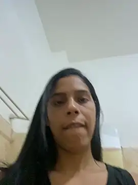 Snapshot of Saray_queen1 chatting on 07/11/26, 06:43 Saray queen1 online show from 07/11/26, 06:43