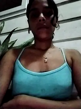 Snapshot of Saray_queen1 chatting on 08/09/26, 12:56 Saray queen1 online show from 08/09/26, 12:56