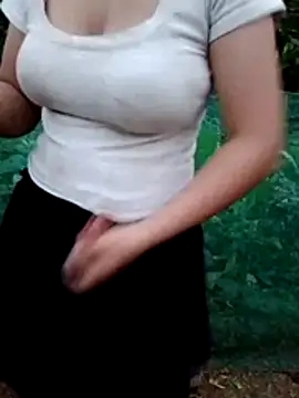 Snapshot of Mirra-a chatting on 06/20/26, 11:57 Mirra-a online show from 06/20/26, 11:57