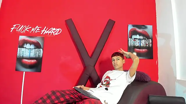 KING LOVERS1 online show from 05/21/26, 07:26