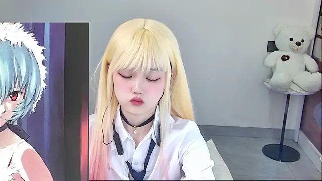 Evil-Bunny007 online show from 06/06/26, 01:05