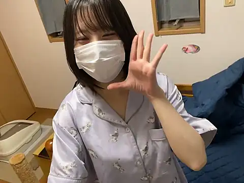 Snapshot of miniminimo_o chatting on 05/22/26, 11:38 miniminimo o online show from 05/22/26, 11:38