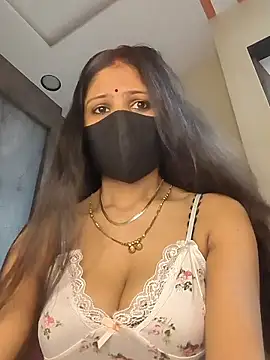 kaira noty online show from 06/10/26, 03:07