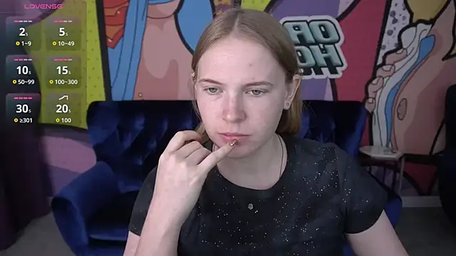 NikkyReyyy online show from 06/14/26, 05:09