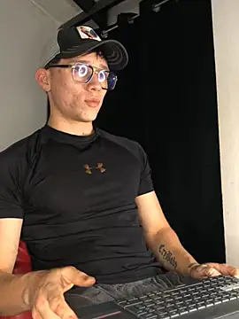 Snapshot of Salvatore_angelo chatting on 08/02/26, 03:27 Salvatore angelo online show from 08/02/26, 03:27