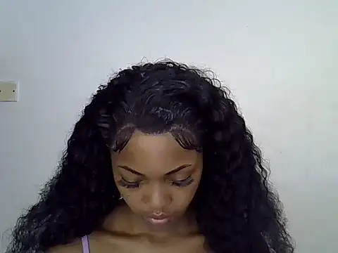 Snapshot of Afriona chatting on 05/15/26, 02:35 Afriona online show from 05/15/26, 02:35