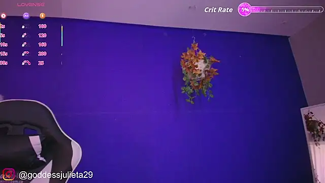 Snapshot of GoddessJulieta_ chatting on 06/25/26, 06:56 GoddessJulieta online show from 06/25/26, 06:56
