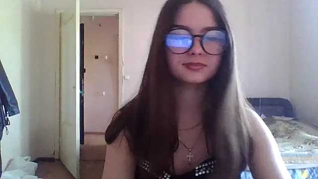 Snapshot of Bellochka201 chatting on 06/11/26, 08:45 Bellochka201 online show from 06/11/26, 08:45