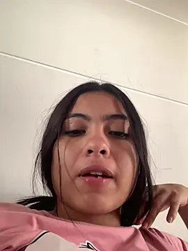 Snapshot of Paula-sinz chatting on 07/14/26, 08:25 Paula-sinz online show from 07/14/26, 08:25