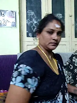 Snapshot of mynatamil143 chatting on 07/05/26, 04:47 mynatamil143 online show from 07/05/26, 04:47