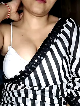 Snapshot of HORNI_SHALU50 chatting on 05/23/26, 06:29 HORNI SHALU50 online show from 05/23/26, 06:29