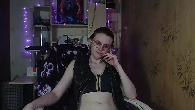 Snapshot of __Freya___ chatting on 05/22/26, 07:41 Freya online show from 05/22/26, 07:41