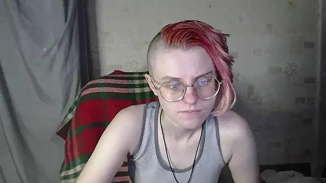 Snapshot of __Freya___ chatting on 06/17/26, 11:23 Freya online show from 06/17/26, 11:23
