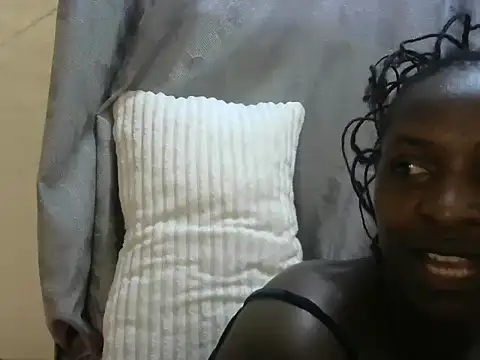 Snapshot of Sansa_s chatting on 06/02/26, 01:24 Sansa s online show from 06/02/26, 01:24