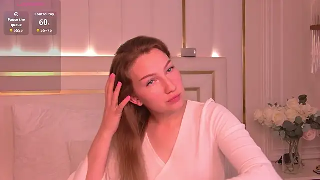 Snapshot of JessicaMartin chatting on 06/19/26, 06:18 JessicaMartin online show from 06/19/26, 06:18