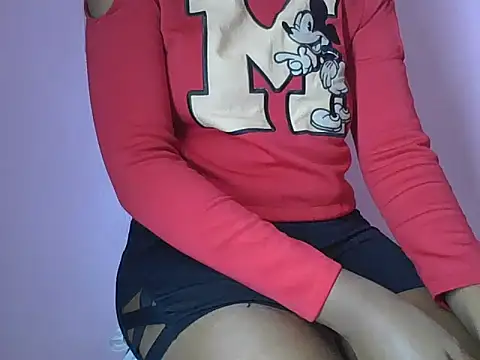 Snapshot of Sexxyrina chatting on 06/15/26, 09:22 Sexxyrina online show from 06/15/26, 09:22