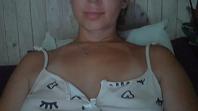 Bella--White online show from 07/16/26, 03:29