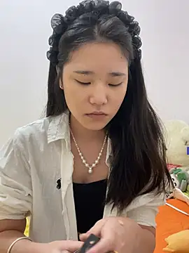 yu598188 online show from 06/14/26, 04:03
