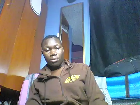 Snapshot of bluevile12 chatting on 06/20/26, 05:27 bluevile12 online show from 06/20/26, 05:27