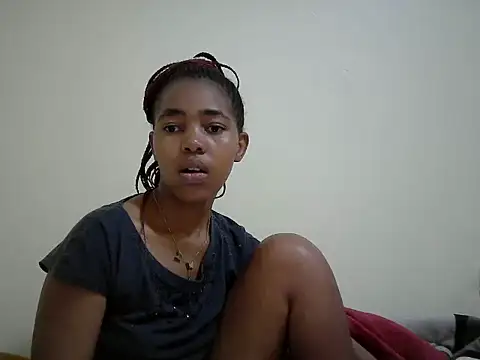 Snapshot of MidnightNala chatting on 06/26/26, 07:40 MidnightNala online show from 06/26/26, 07:40