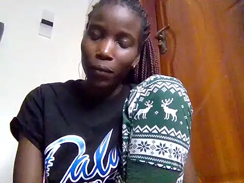 Snapshot of slimy_gal12 chatting on 06/17/26, 06:53 slimy gal12 online show from 06/17/26, 06:53