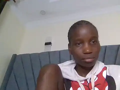 Snapshot of slimy_gal12 chatting on 06/25/26, 06:01 slimy gal12 online show from 06/25/26, 06:01
