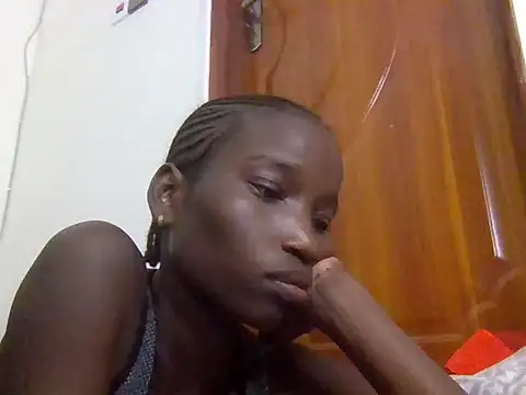 Snapshot of slimy_gal12 chatting on 06/26/26, 06:07 slimy gal12 online show from 06/26/26, 06:07
