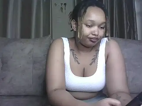Candy Tracy online show from 06/17/26, 10:28