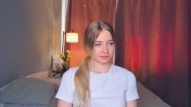 Snapshot of DeniseMekus chatting on 07/01/26, 07:43 DeniseMekus online show from 07/01/26, 07:43