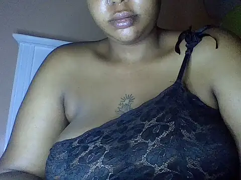 sexychubby22 online show from 06/10/26, 08:08