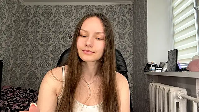 ShaylaChong online show from 06/27/26, 12:22