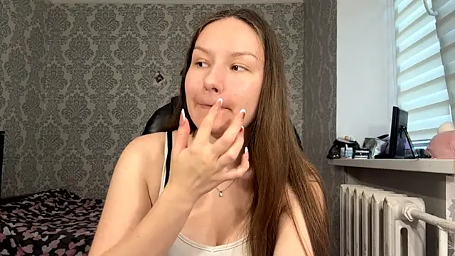 ShaylaChong online show from 06/30/26, 04:13