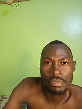 Snapshot of bdick2ke chatting on 06/16/26, 03:58 bdick2ke online show from 06/16/26, 03:58