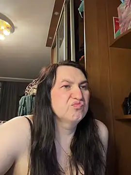 Snapshot of EvaBeautyXxX chatting on 05/16/26, 09:13 EvaBeautyXxX online show from 05/16/26, 09:13