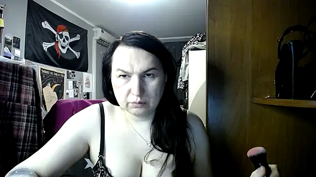 Snapshot of EvaBeautyXxX chatting on 05/22/26, 08:03 EvaBeautyXxX online show from 05/22/26, 08:03