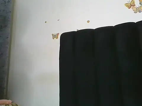 Snapshot of Ebonysexy_doll chatting on 07/13/26, 09:50 Ebonysexy doll online show from 07/13/26, 09:50