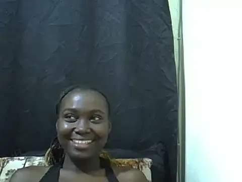 Cutteypeach online show from 05/19/26, 09:15
