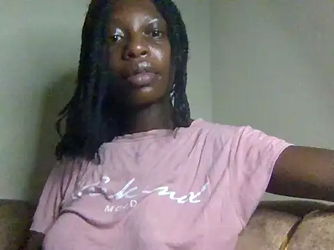 Snapshot of miss_petite0 chatting on 05/23/26, 06:51 miss petite0 online show from 05/23/26, 06:51