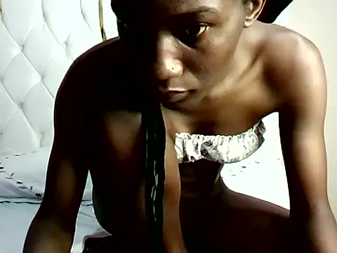 Snapshot of hornygirlzy chatting on 05/17/26, 08:49 hornygirlzy online show from 05/17/26, 08:49