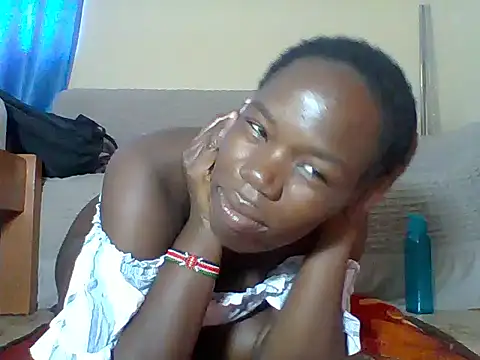 Blacksexyqueen24 online show from 06/15/26, 10:17