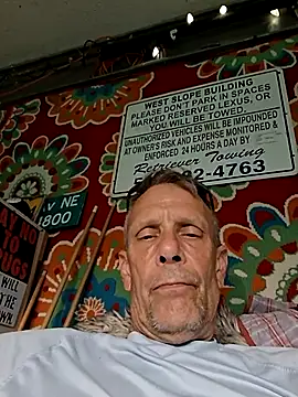 truckdawg2023 online show from 06/18/26, 04:35
