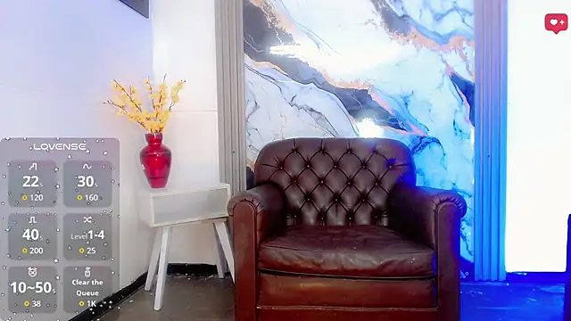 Vela Colucci online show from 05/16/26, 07:23