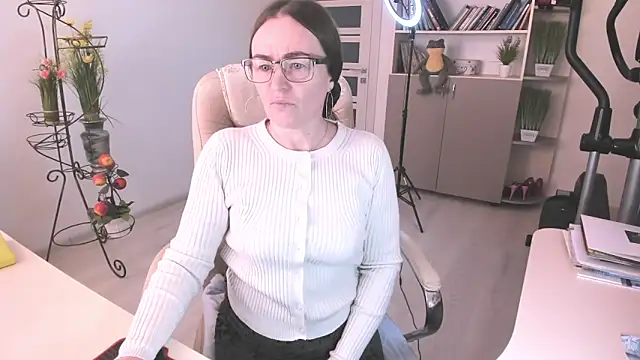 Vika73 online show from 02/01/26, 06:23