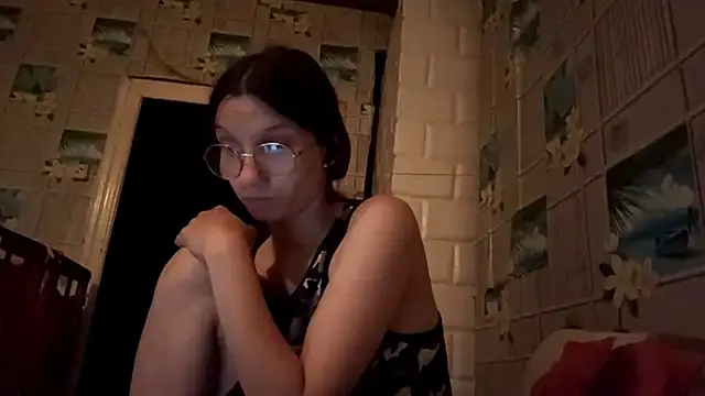 Snapshot of SparkleJebb chatting on 06/29/26, 07:58 SparkleJebb online show from 06/29/26, 07:58