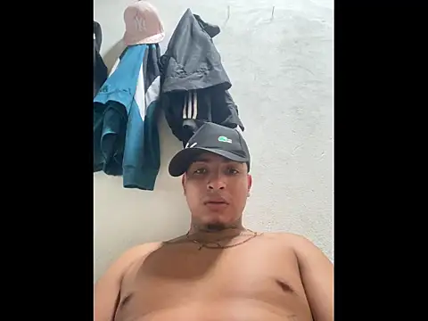 Leandrokis online show from 05/17/26, 07:32