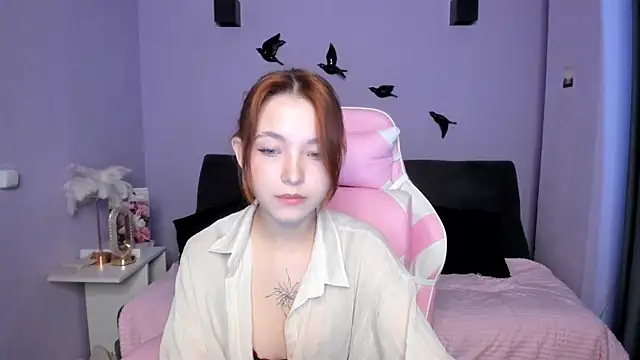 Snapshot of New_Web_Girl chatting on 05/23/26, 03:12 New Web Girl online show from 05/23/26, 03:12