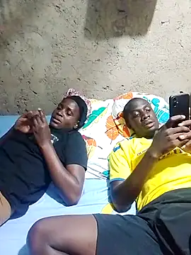 Snapshot of Lawal-Briana chatting on 07/07/26, 06:45 Lawal-Briana online show from 07/07/26, 06:45