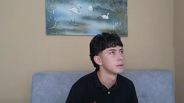 Snapshot of myke_magic chatting on 06/24/26, 03:33 myke magic online show from 06/24/26, 03:33