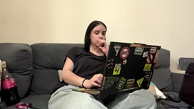 illiebilish online show from 06/26/26, 10:30
